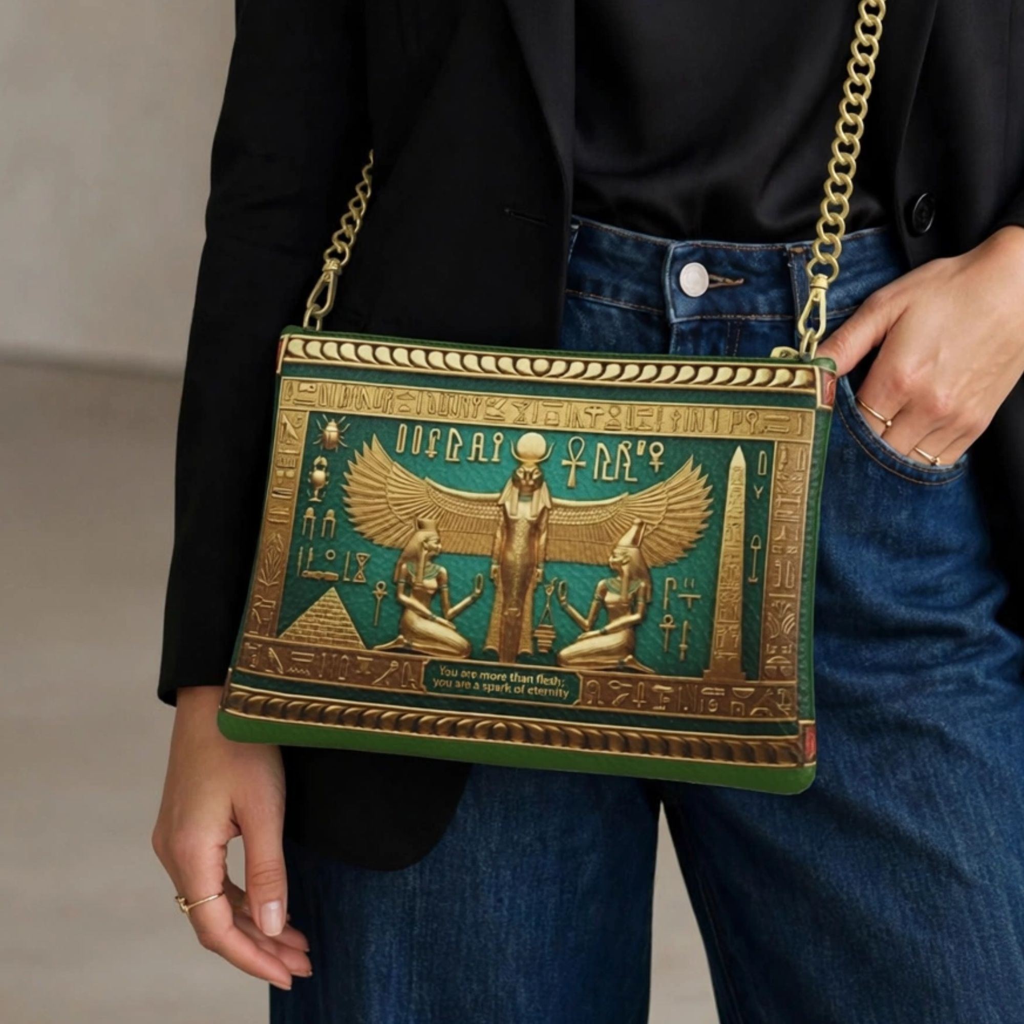 Emerald Bastet MISS GEORGI
